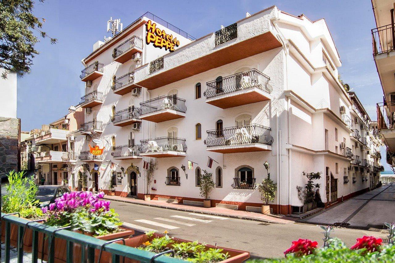 Hotel Da Peppe Letojanni Εξωτερικό φωτογραφία