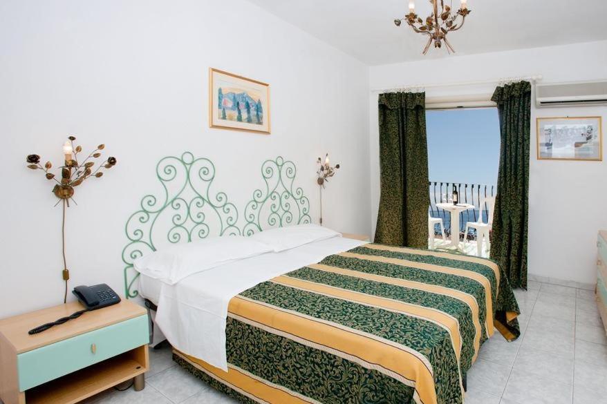 Hotel Da Peppe Letojanni Εξωτερικό φωτογραφία