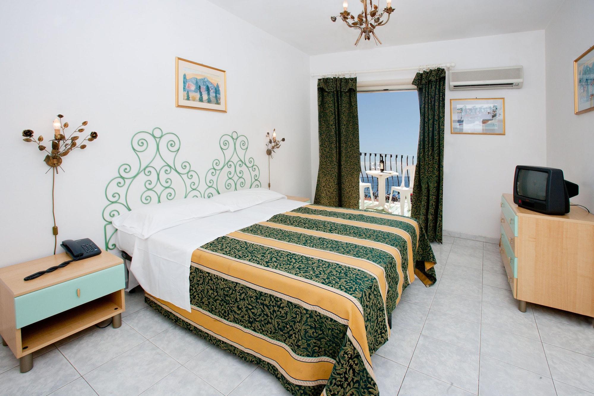 Hotel Da Peppe Letojanni Εξωτερικό φωτογραφία