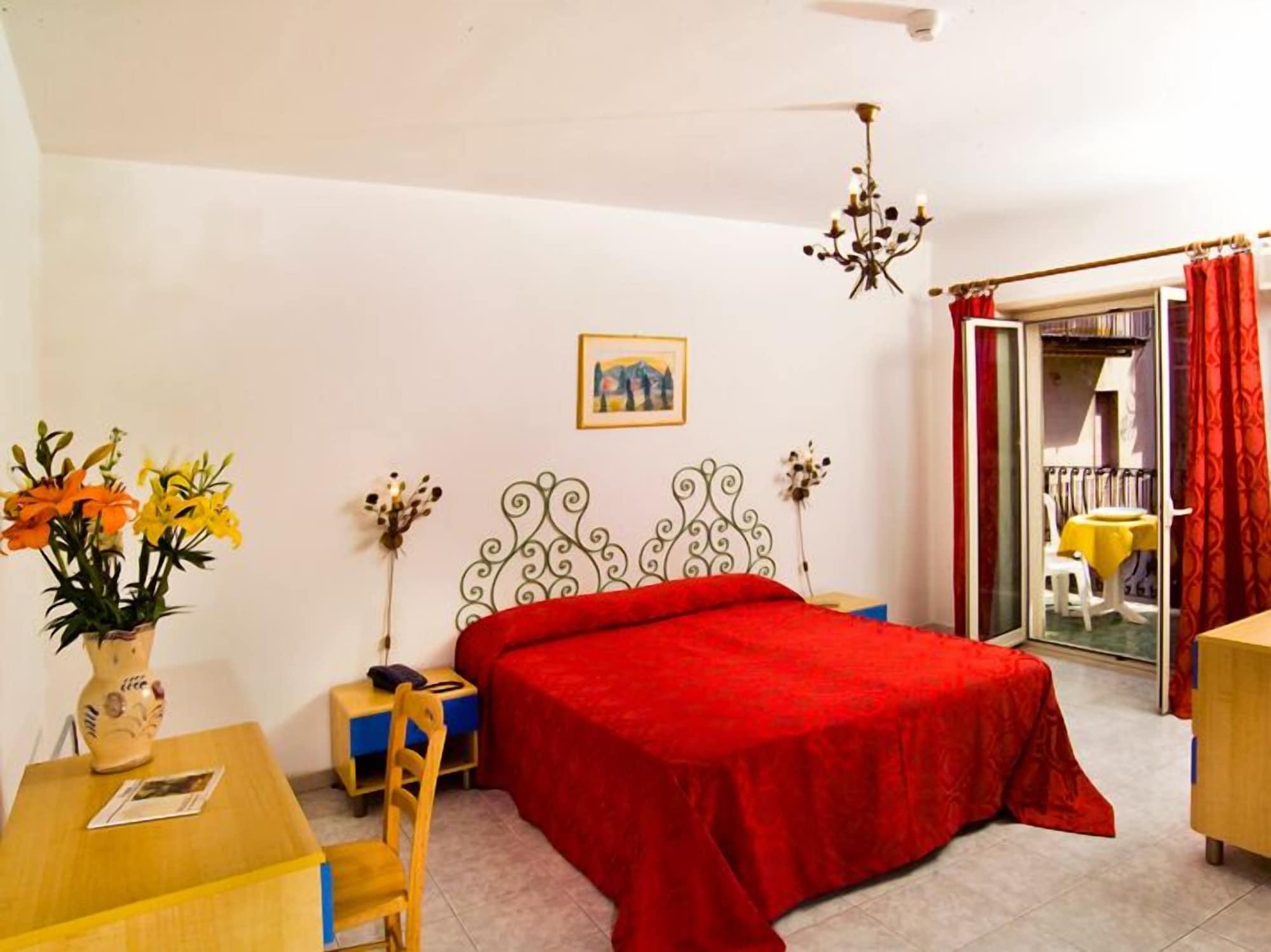 Hotel Da Peppe Letojanni Εξωτερικό φωτογραφία