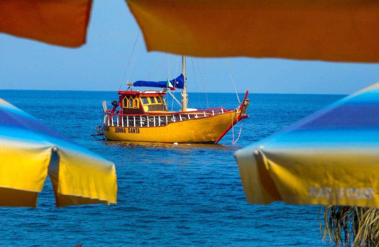 Hotel Da Peppe Letojanni Εξωτερικό φωτογραφία